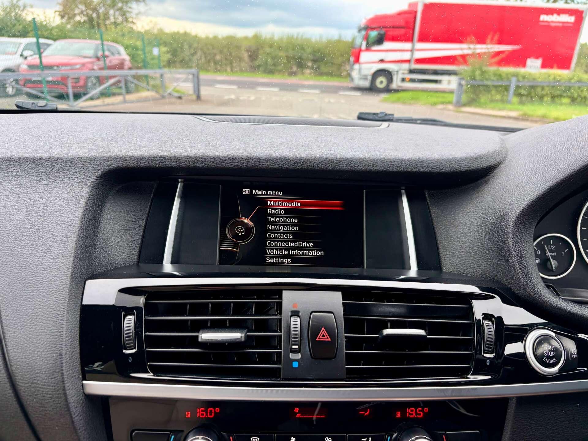 BMW X4 view 43