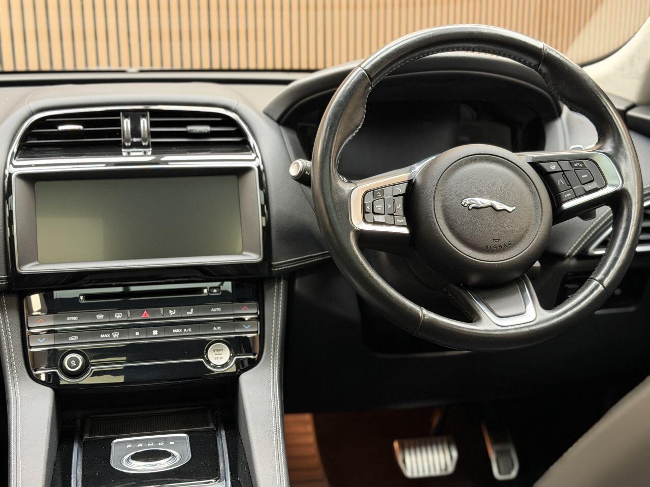 Jaguar F-Pace view 19