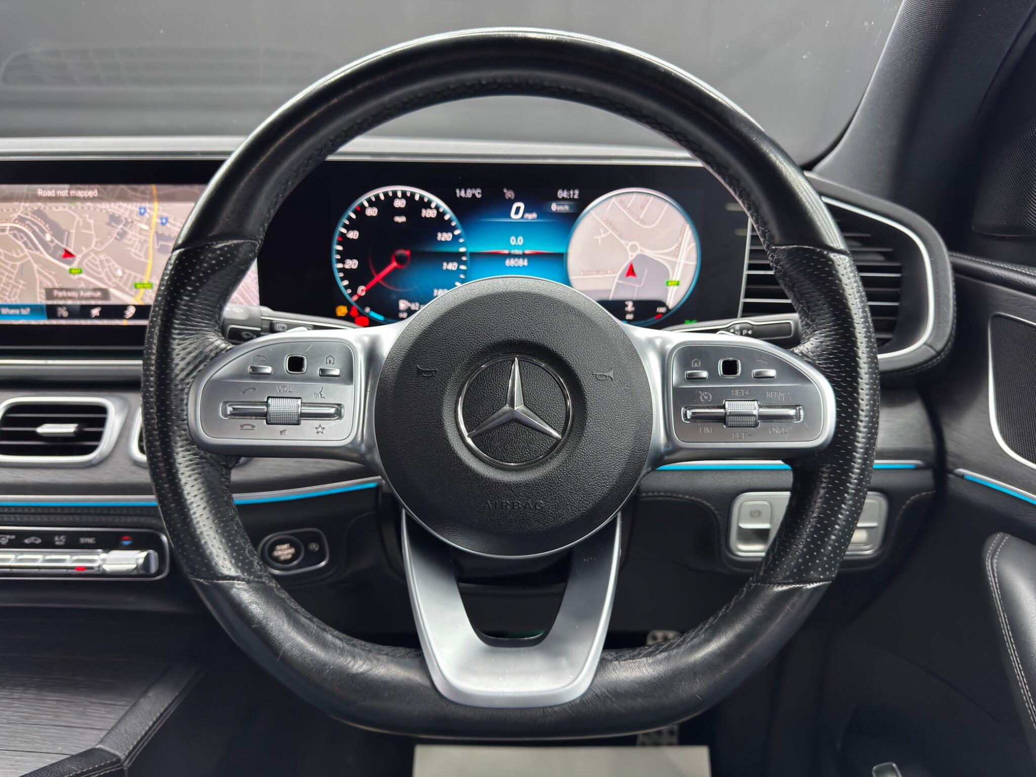 Mercedes-Benz Gle view 19
