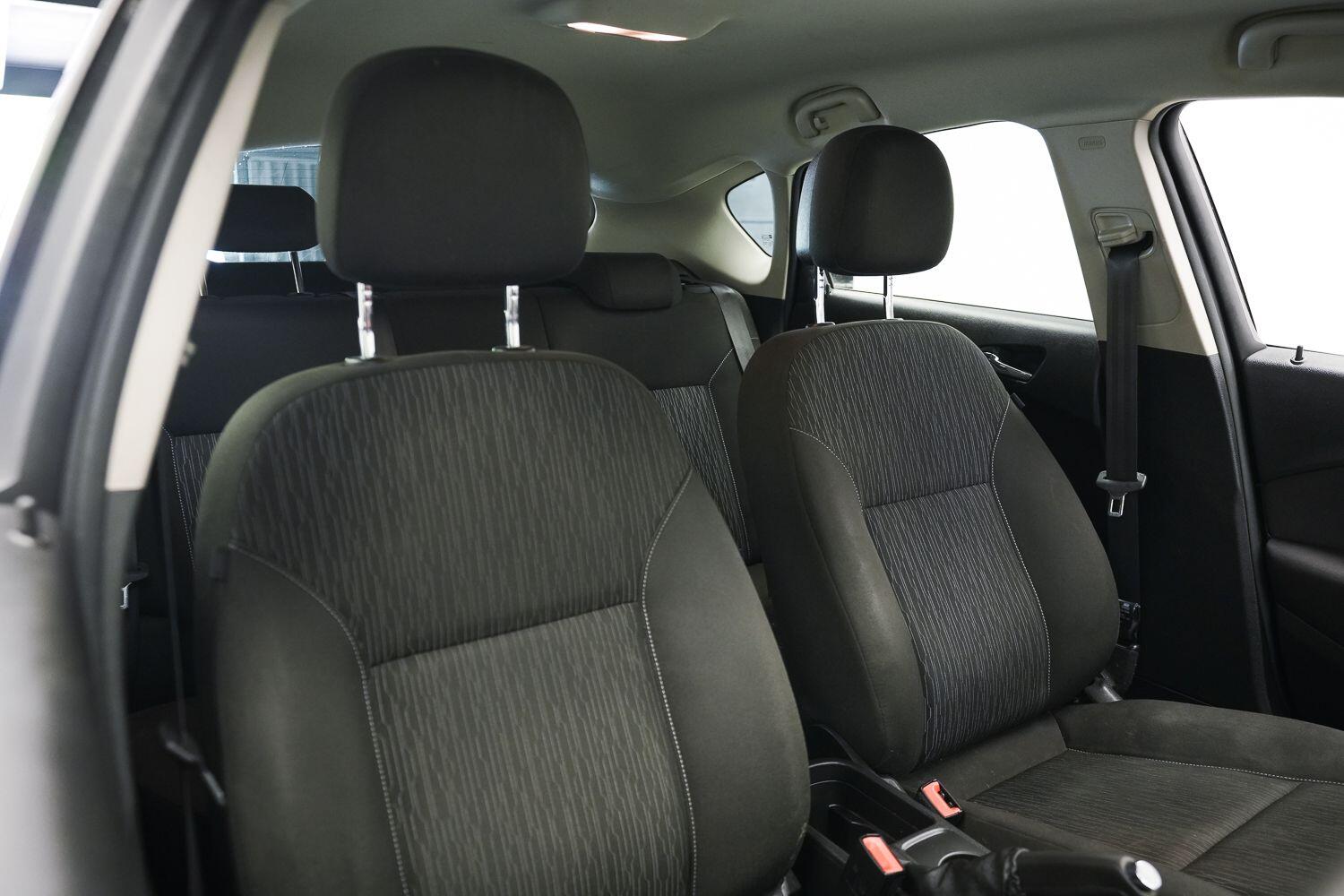 Vauxhall Astra view 9