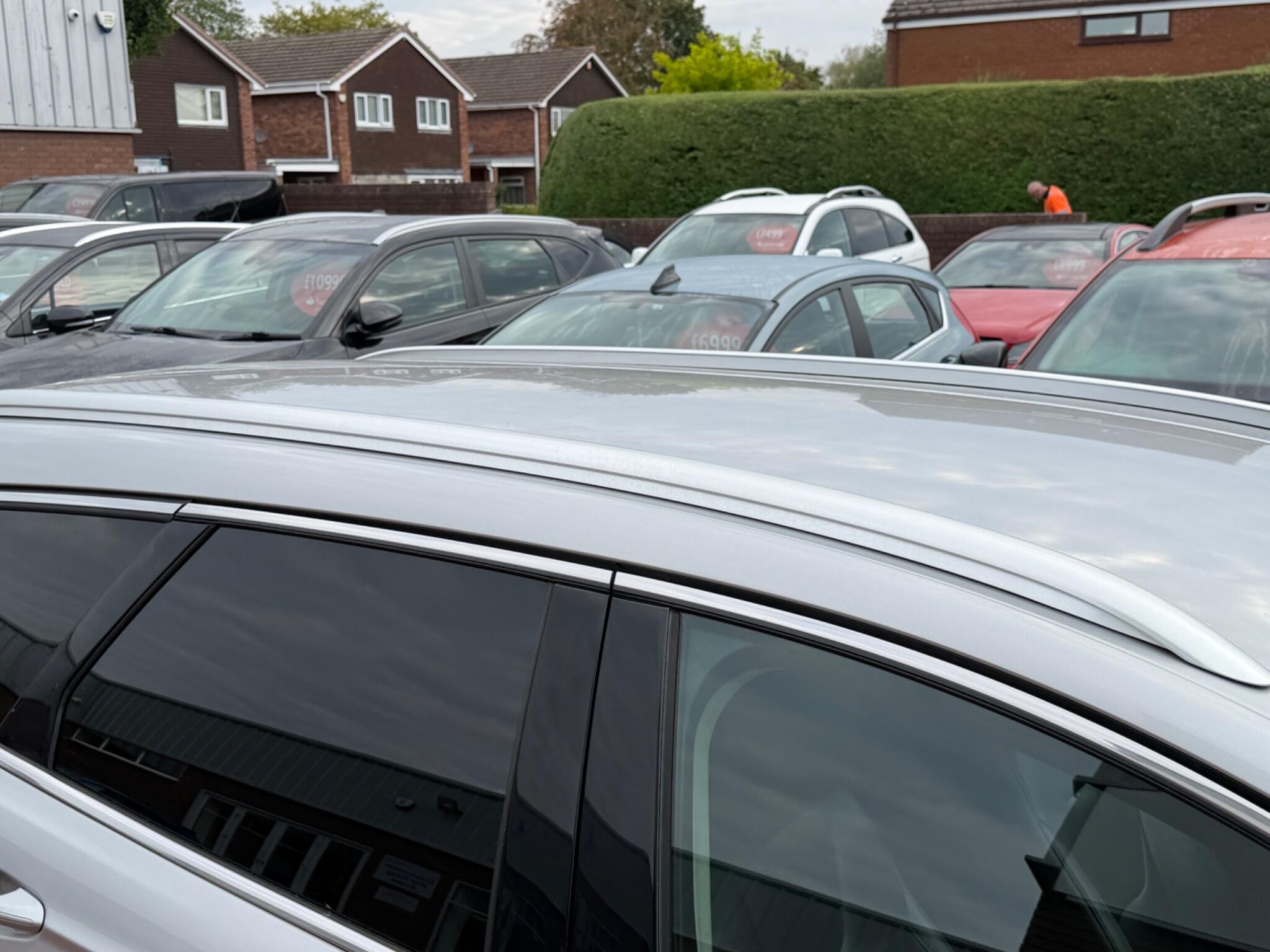Ford Mondeo view 34