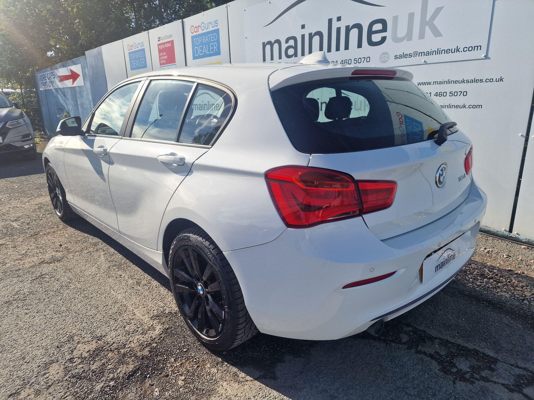 BMW 1 Series view 11