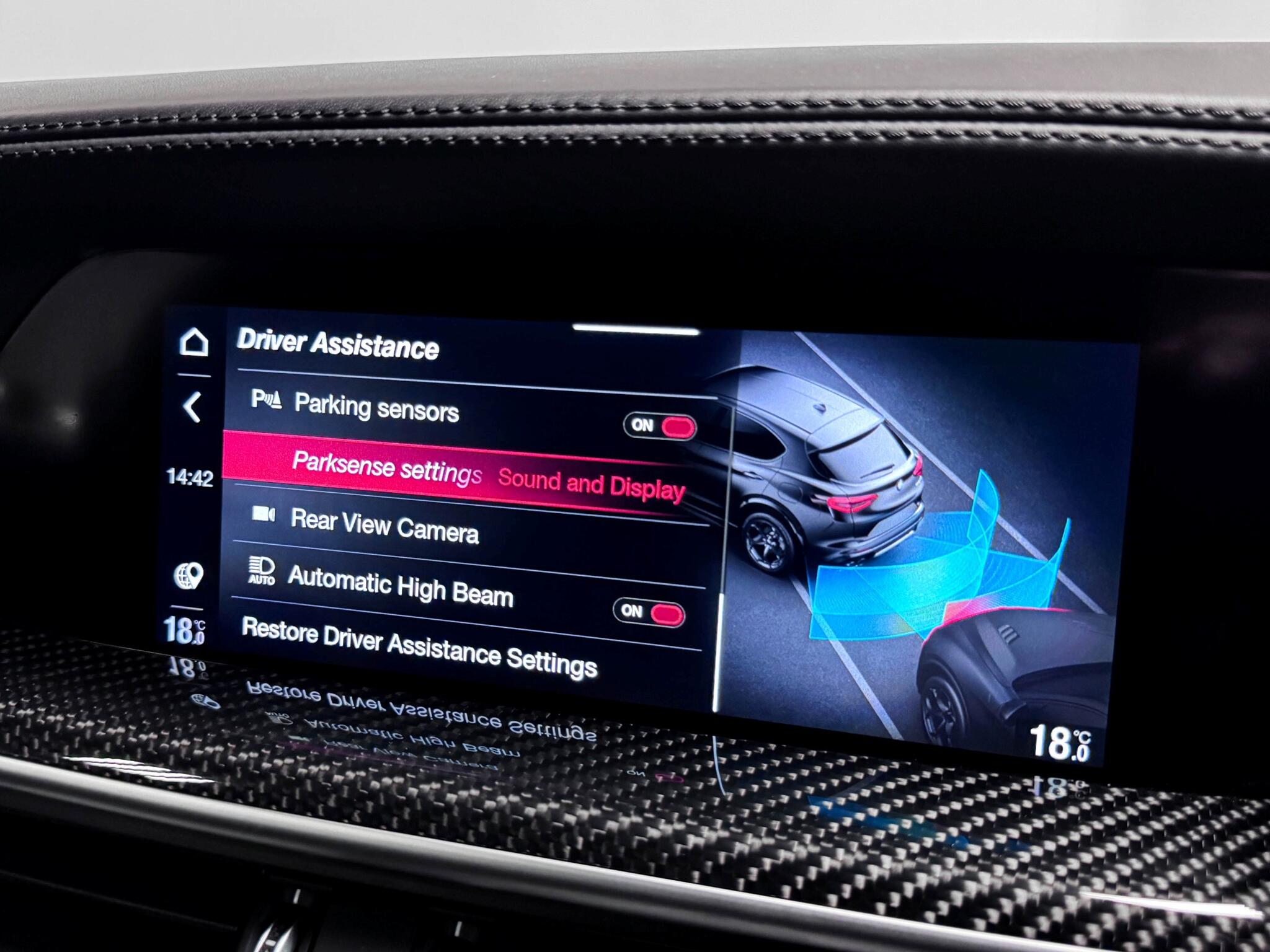 Alfa Romeo Stelvio view 48