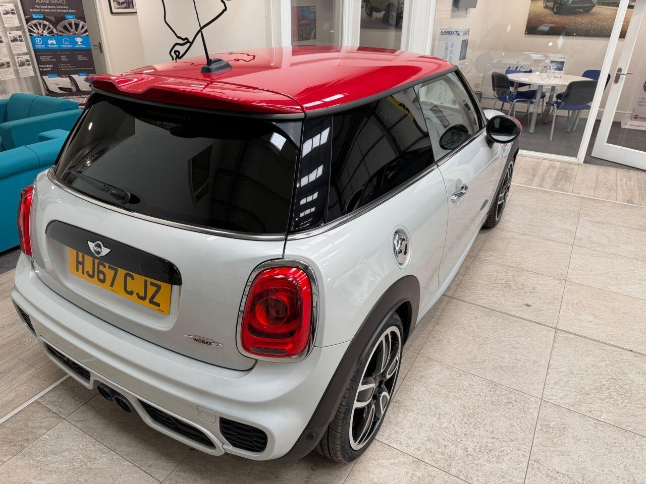 Mini Cooper view 23