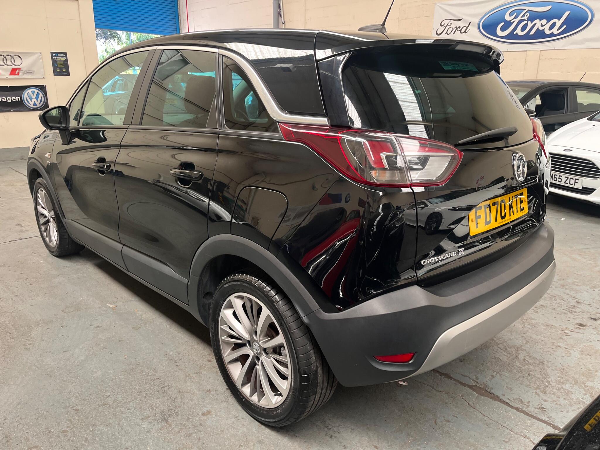 Vauxhall Crossland X view 8