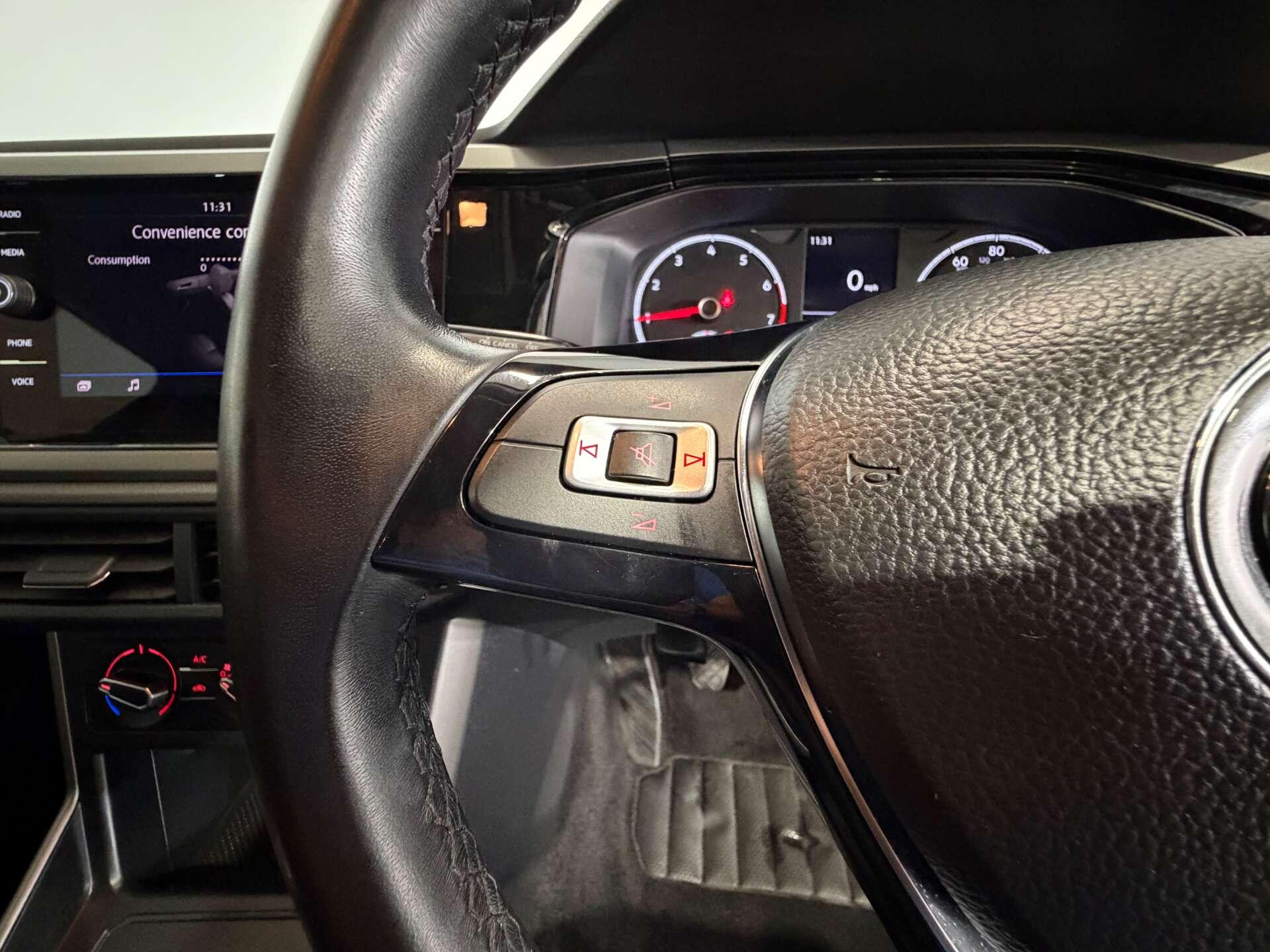 Volkswagen Polo view 28