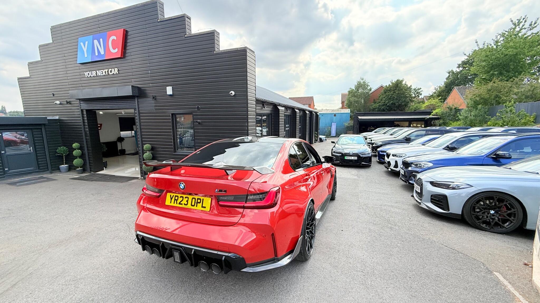 BMW M3 view 4