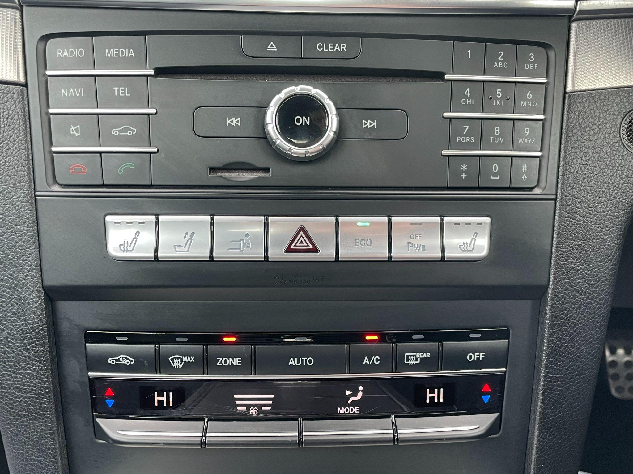 Mercedes-Benz E-Class view 28