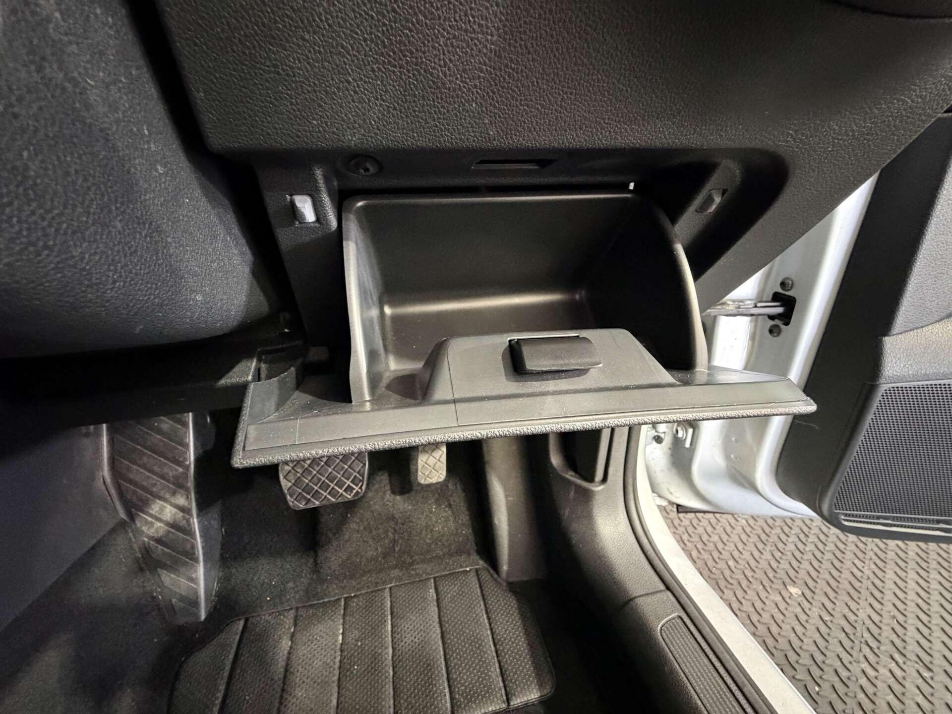 Volkswagen Golf view 24