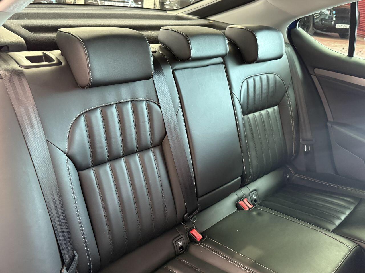 Skoda Superb view 53
