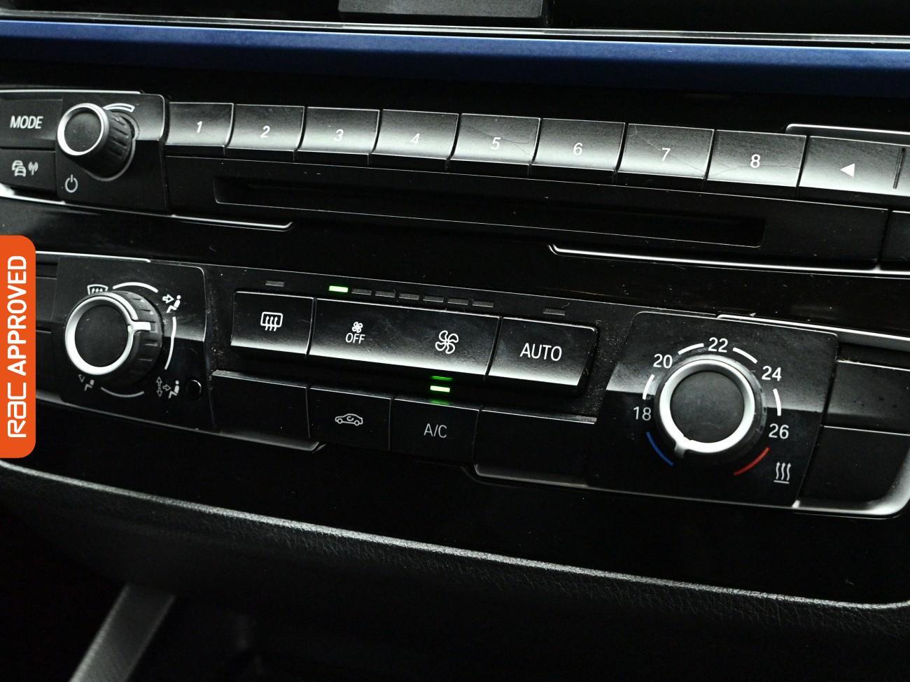 BMW 1 Series view 15