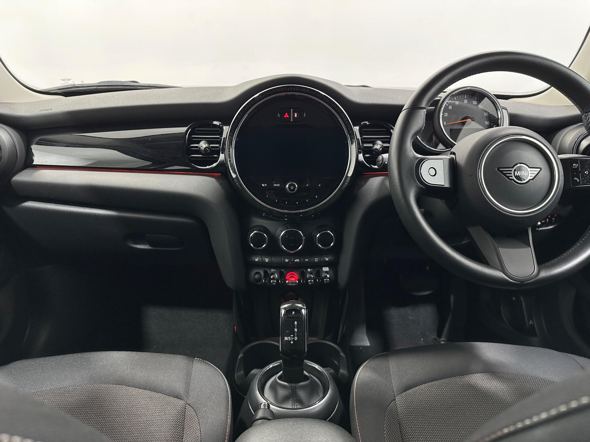 Mini Cooper view 20