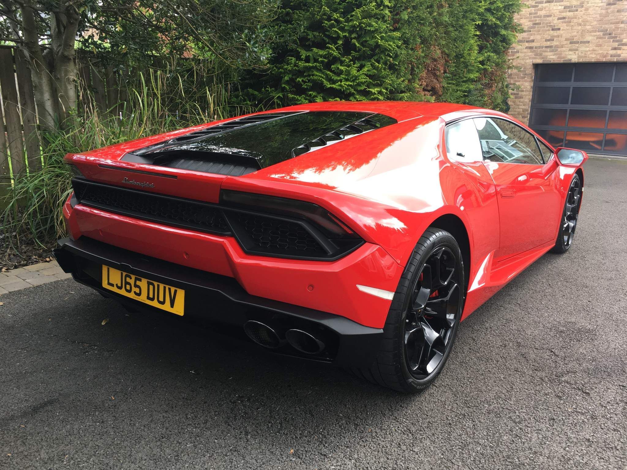 Lamborghini Huracan view 13