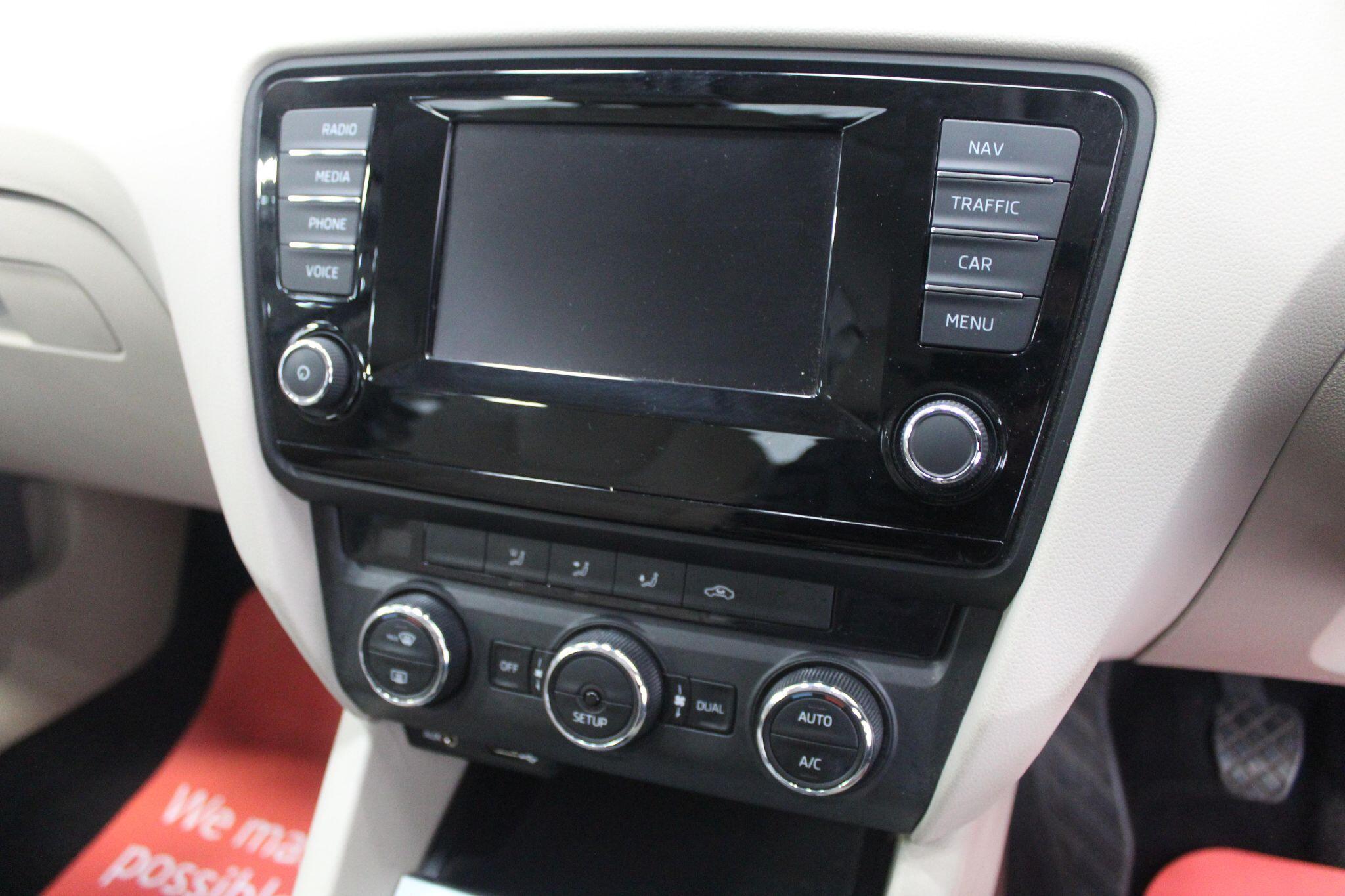Skoda Octavia view 33