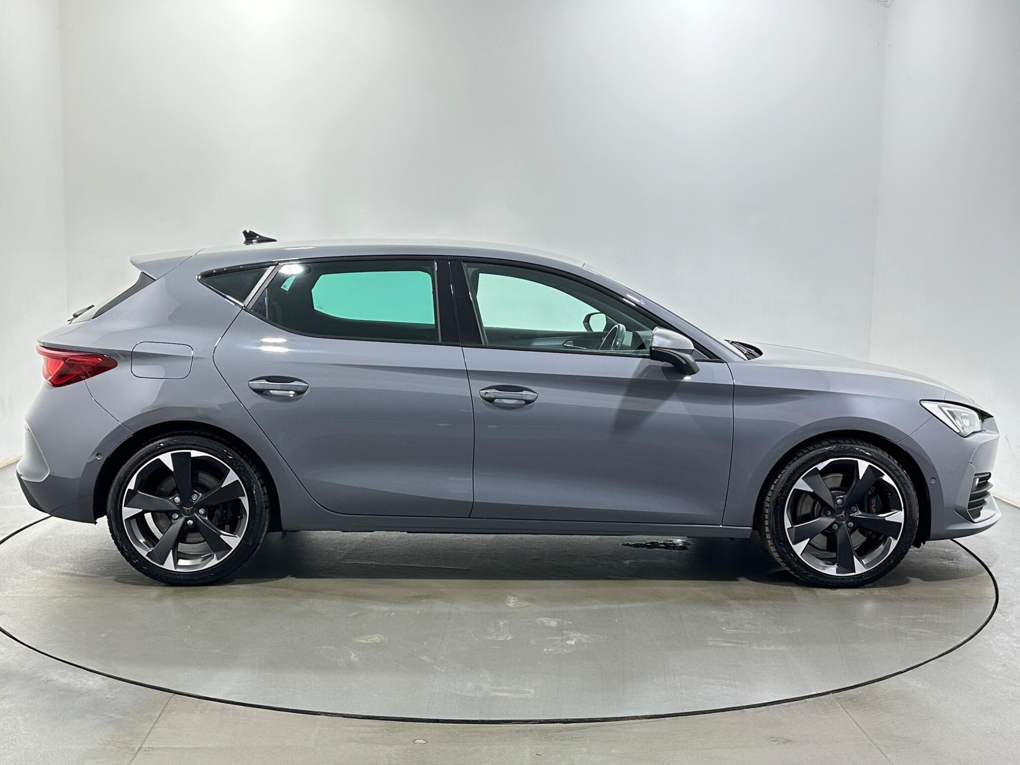 CUPRA Leon view 9