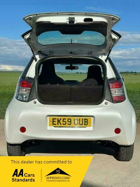 2009 Toyota iQ image 21