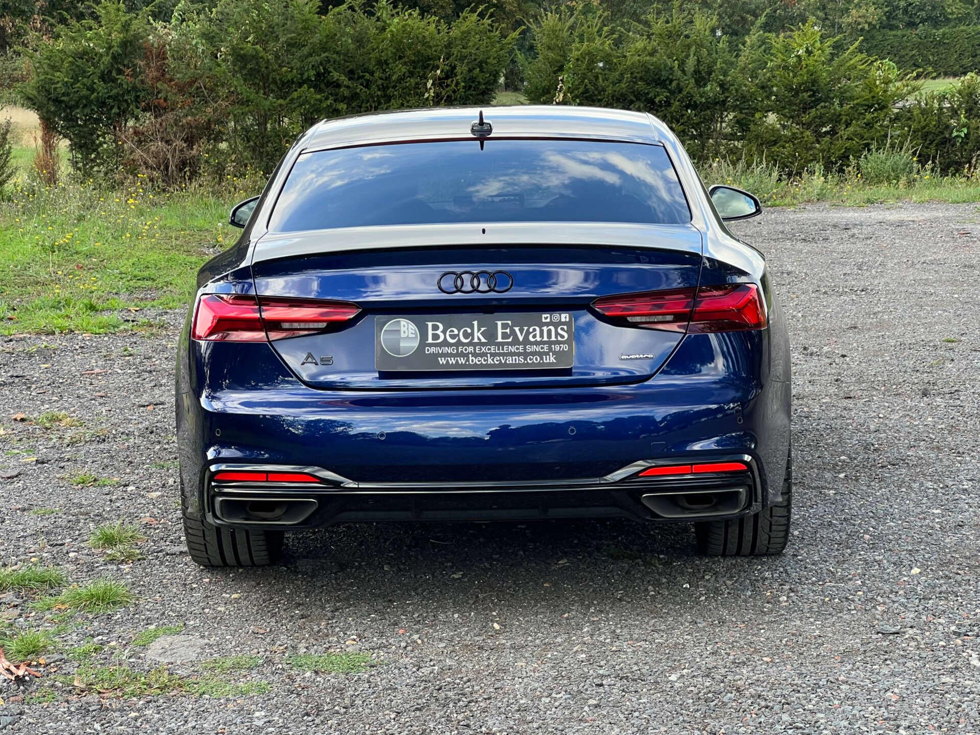 Audi A5 view 10