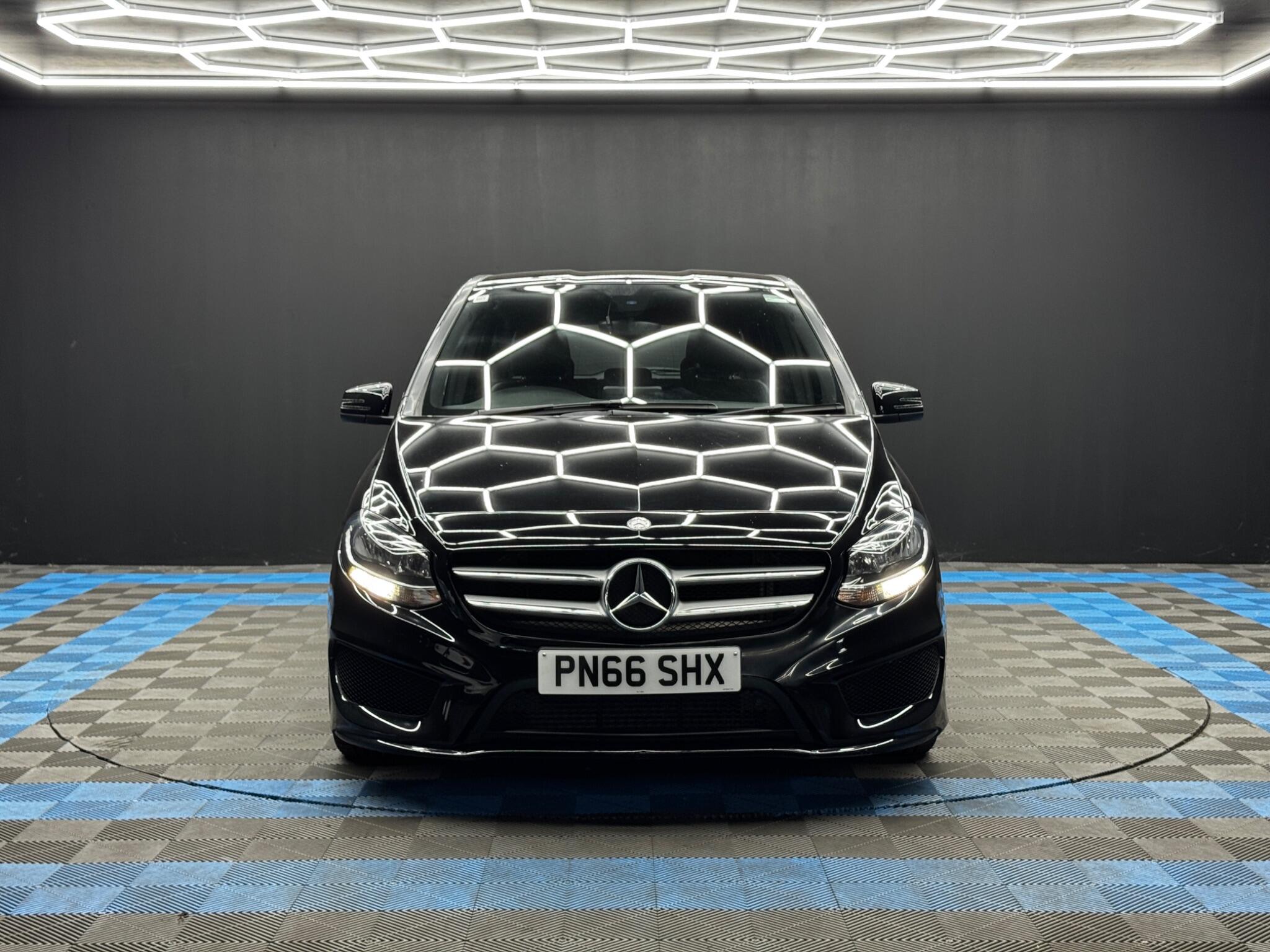 Mercedes-Benz B-Class view 2