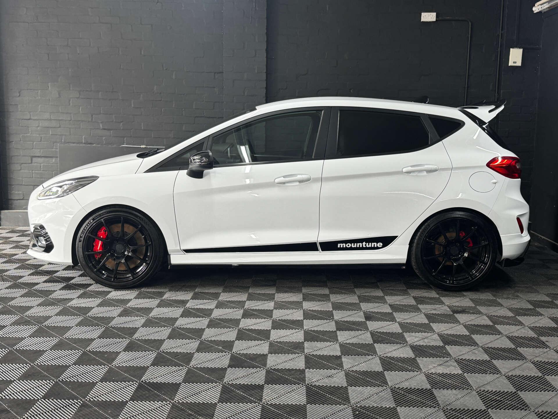 Ford Fiesta view 12