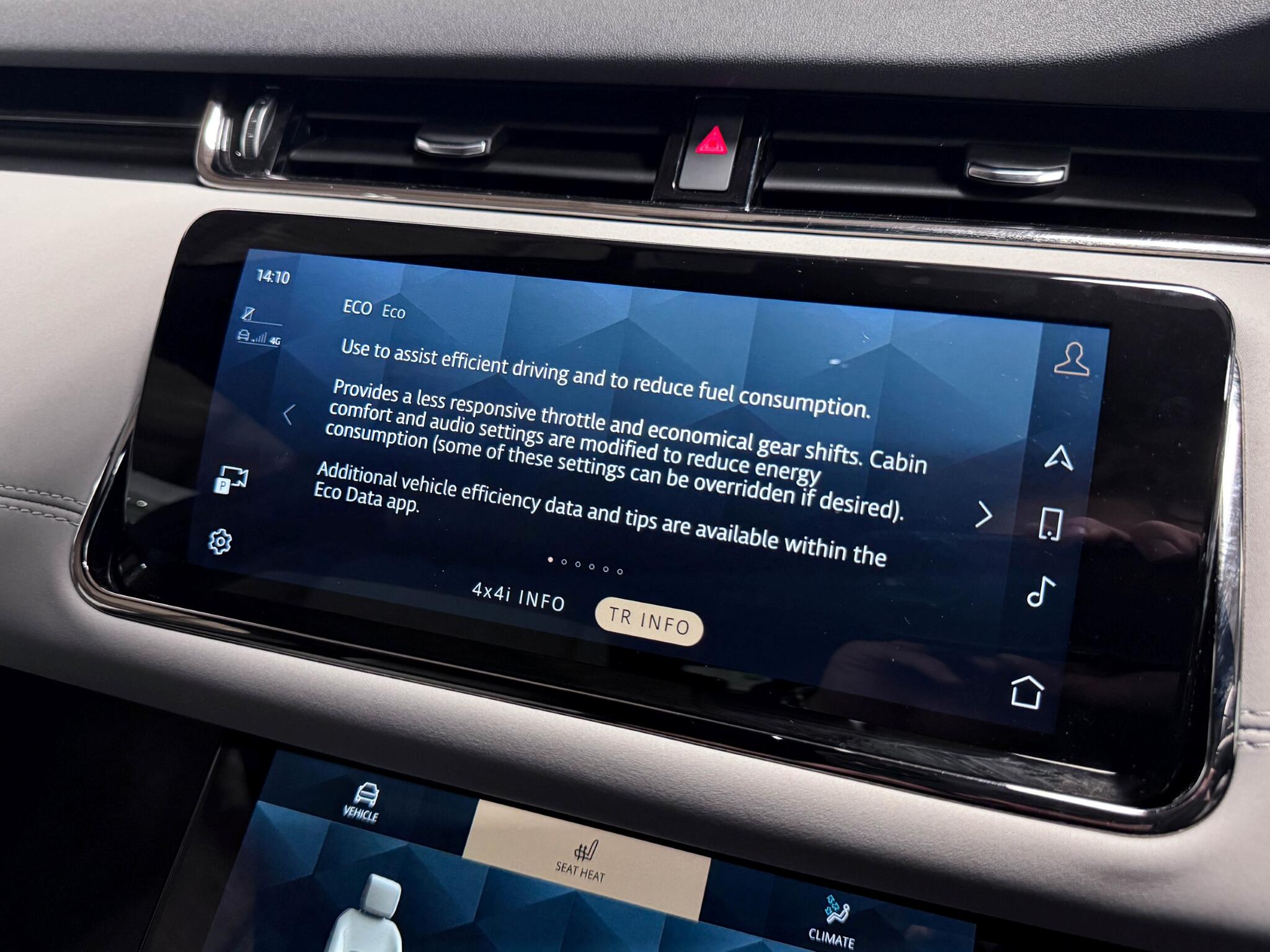 Land Rover Range Rover Evoque view 45