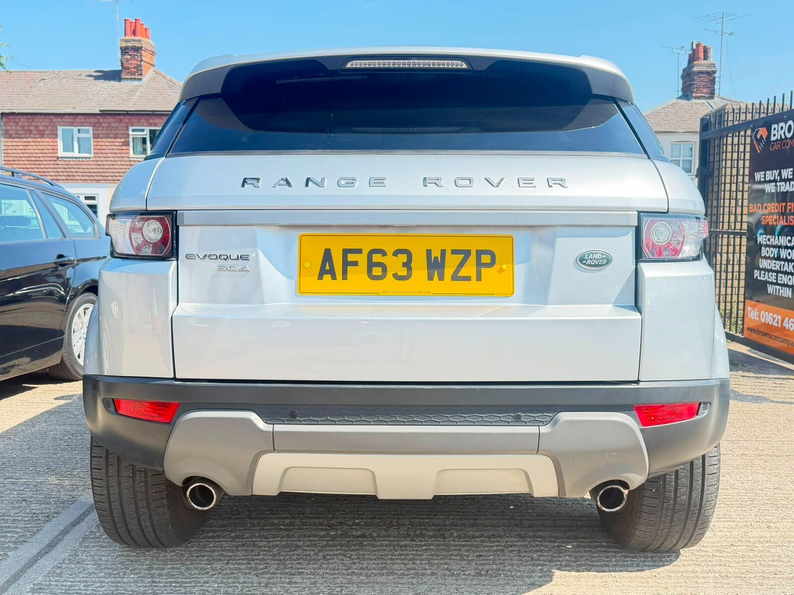 Land Rover Range Rover Evoque view 5