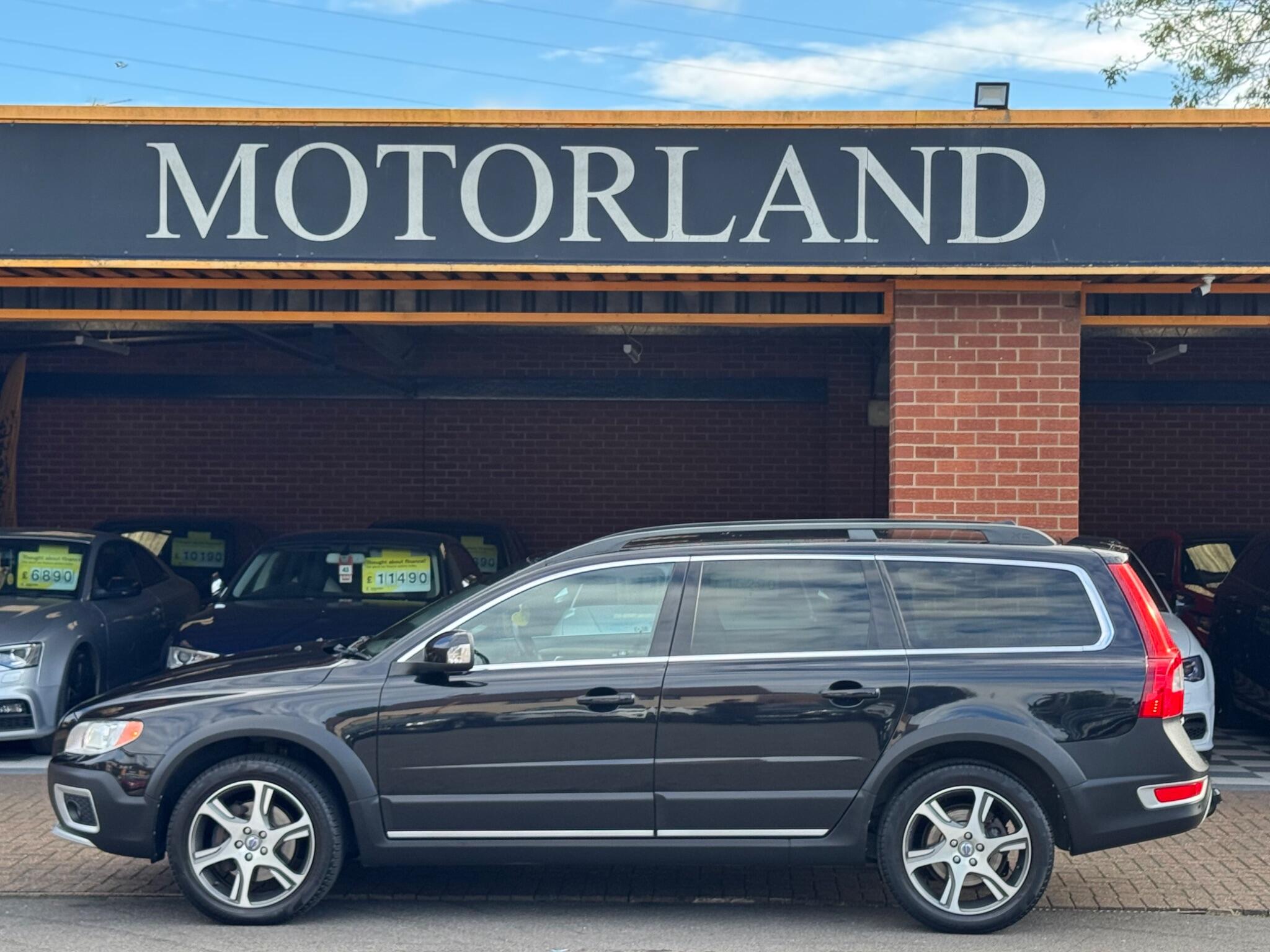 Volvo XC70 view 6