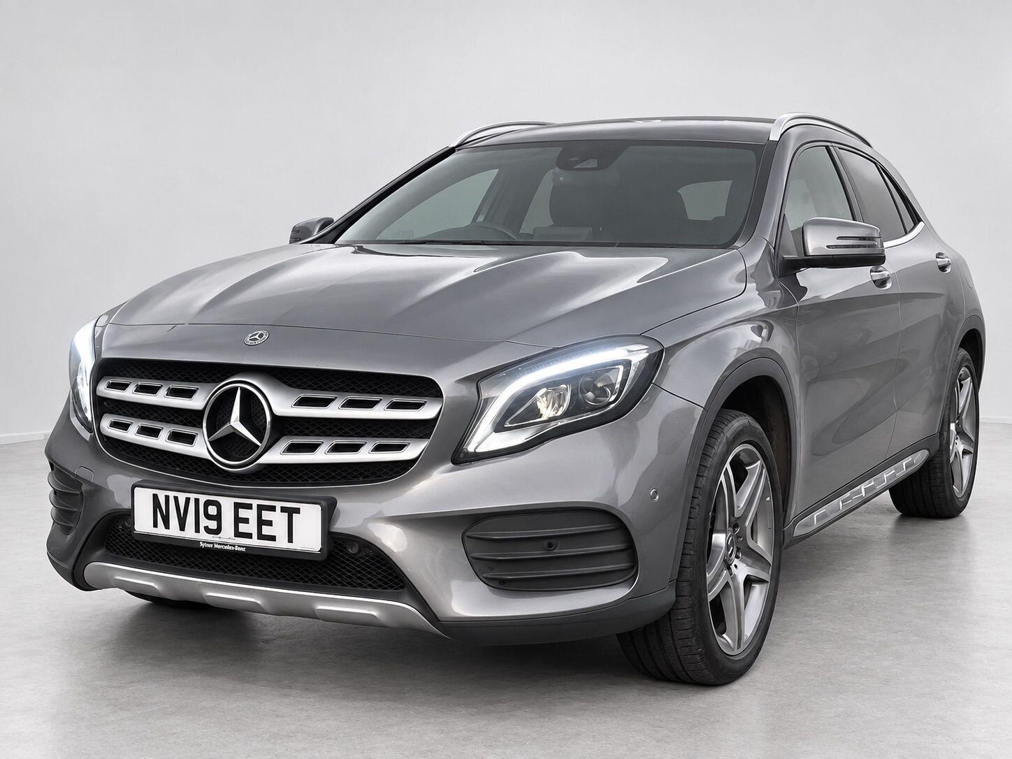 Mercedes-Benz Gla view 6