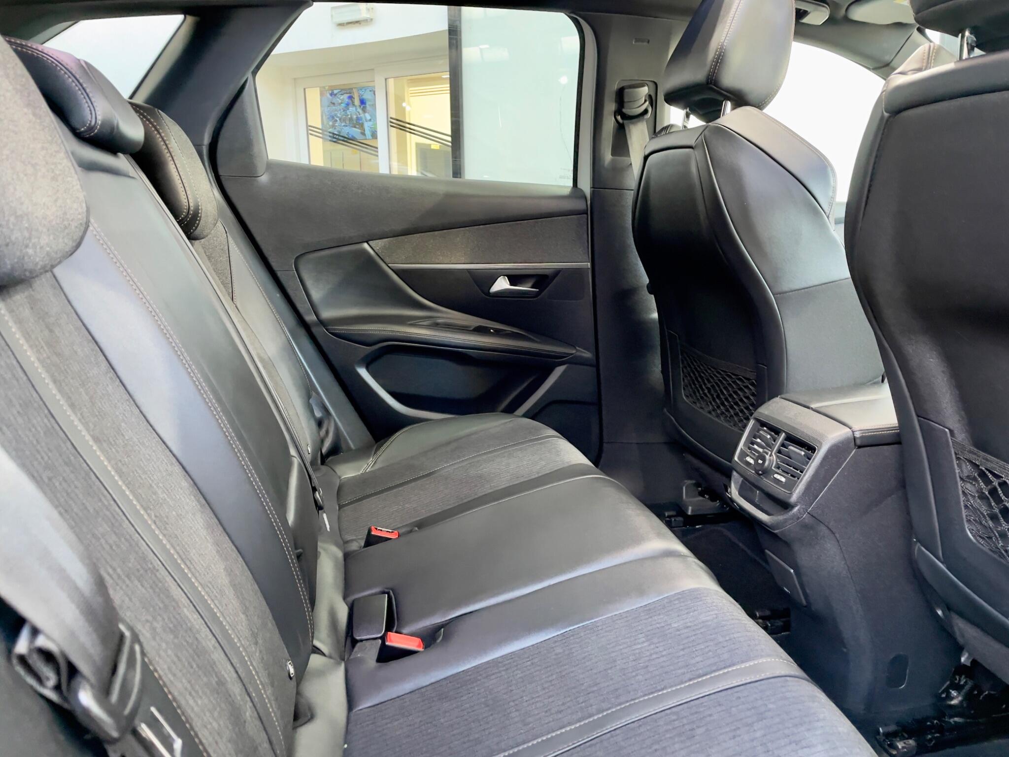 Peugeot 3008 view 43