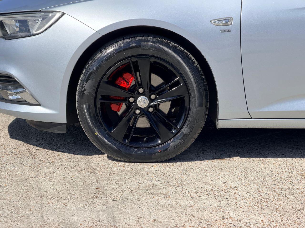 Vauxhall Insignia view 12
