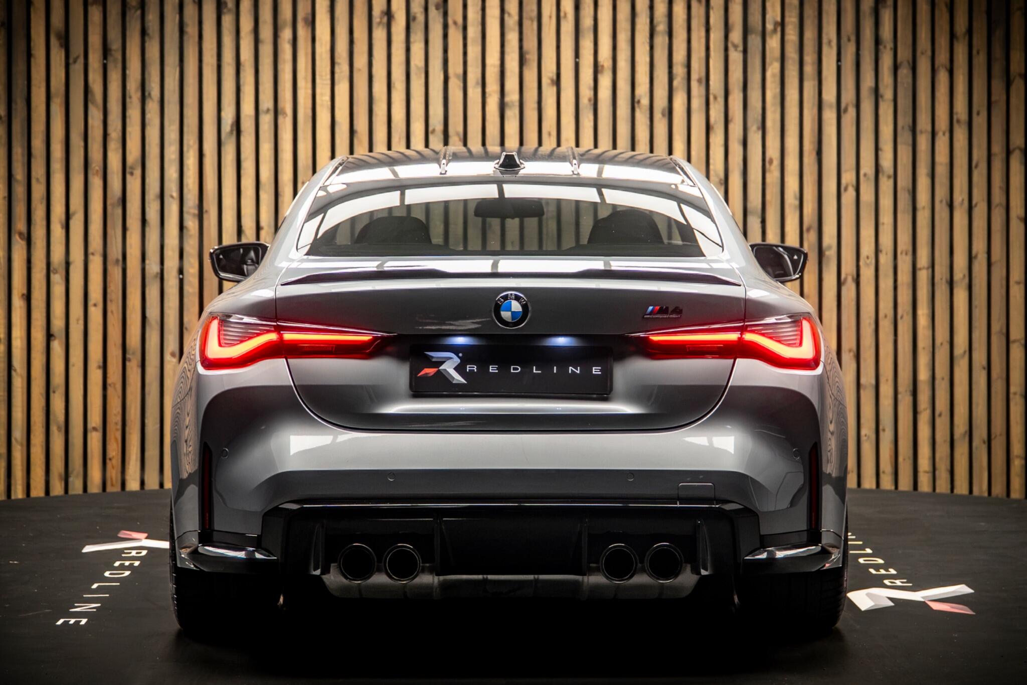 BMW M4 view 6