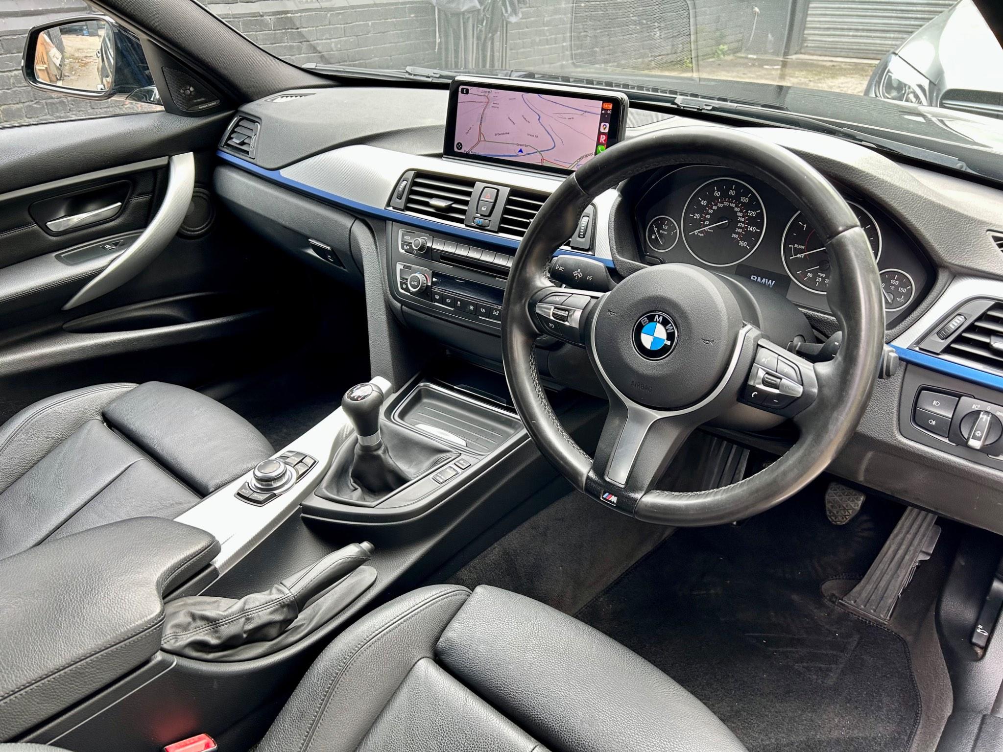 BMW 3 Series view 18
