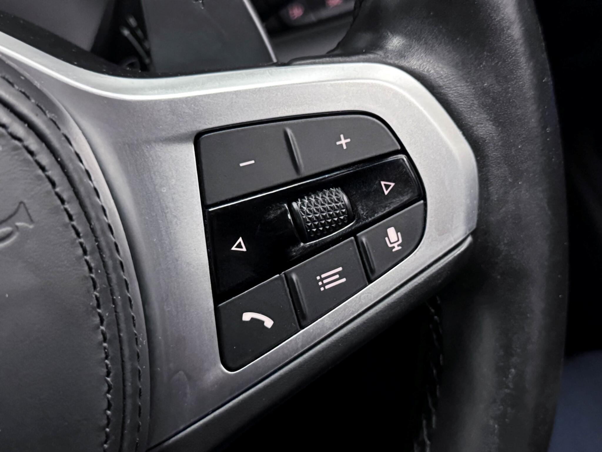 BMW 1 Series view 18
