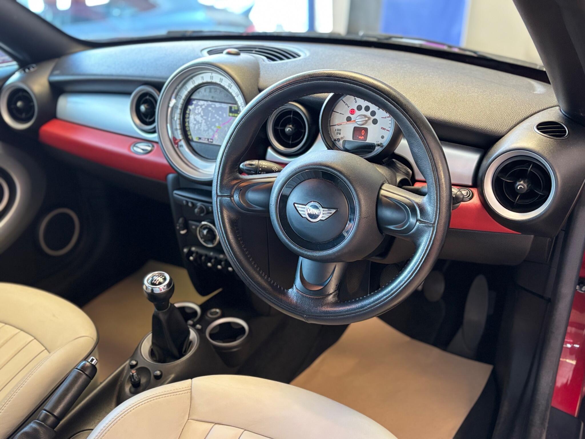 Mini Coupe view 8