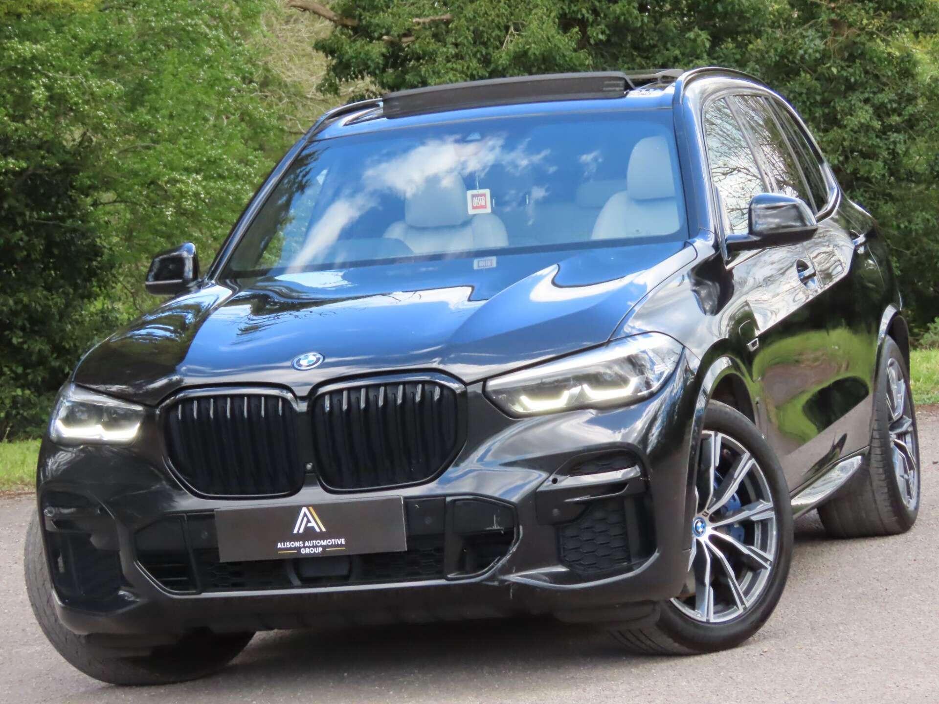 BMW X5 view 2