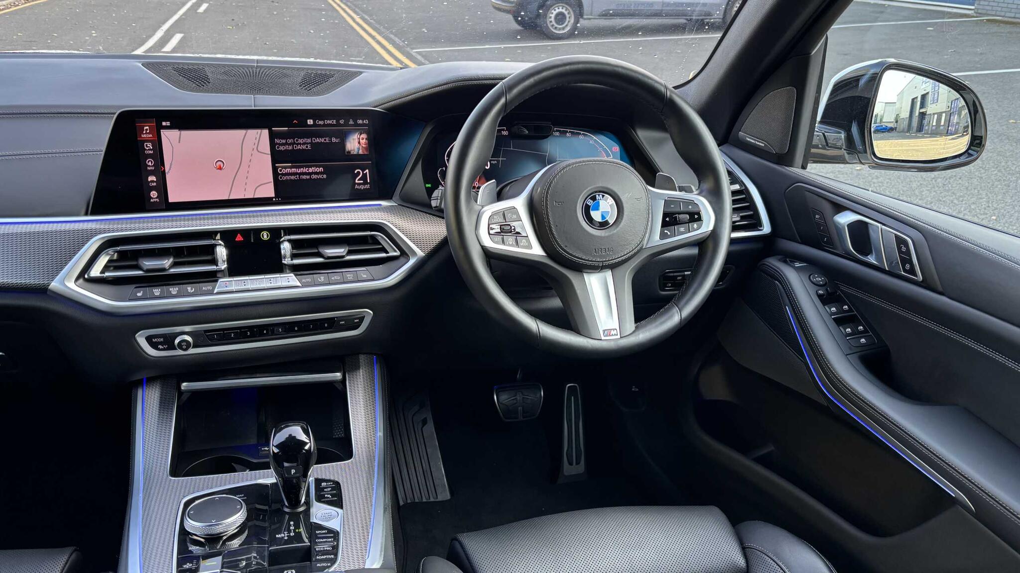 BMW X5 view 5