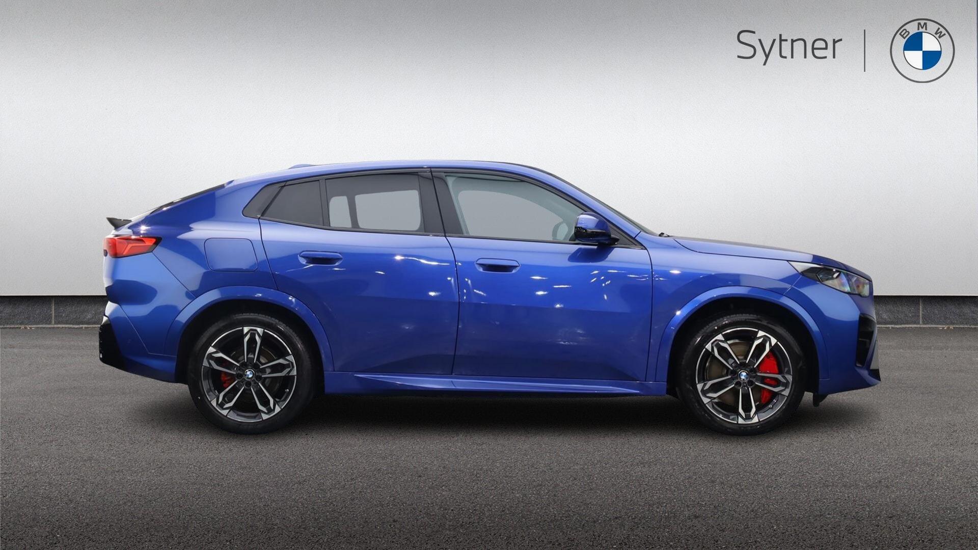 BMW Ix2 view 3