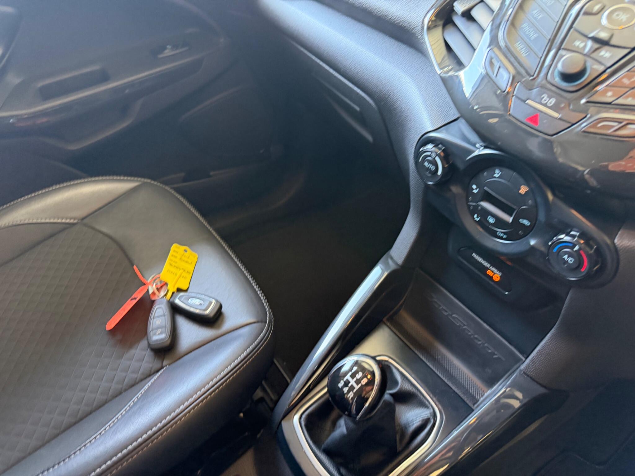 Ford Ecosport view 43