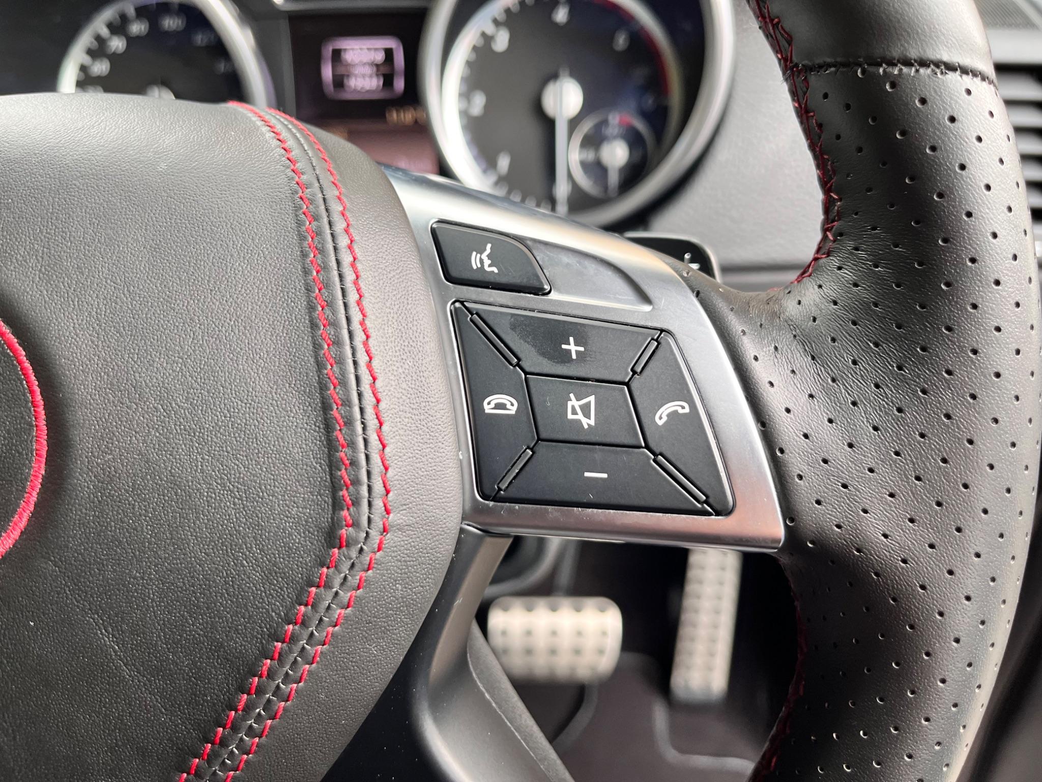 Mercedes-Benz G-Class view 40