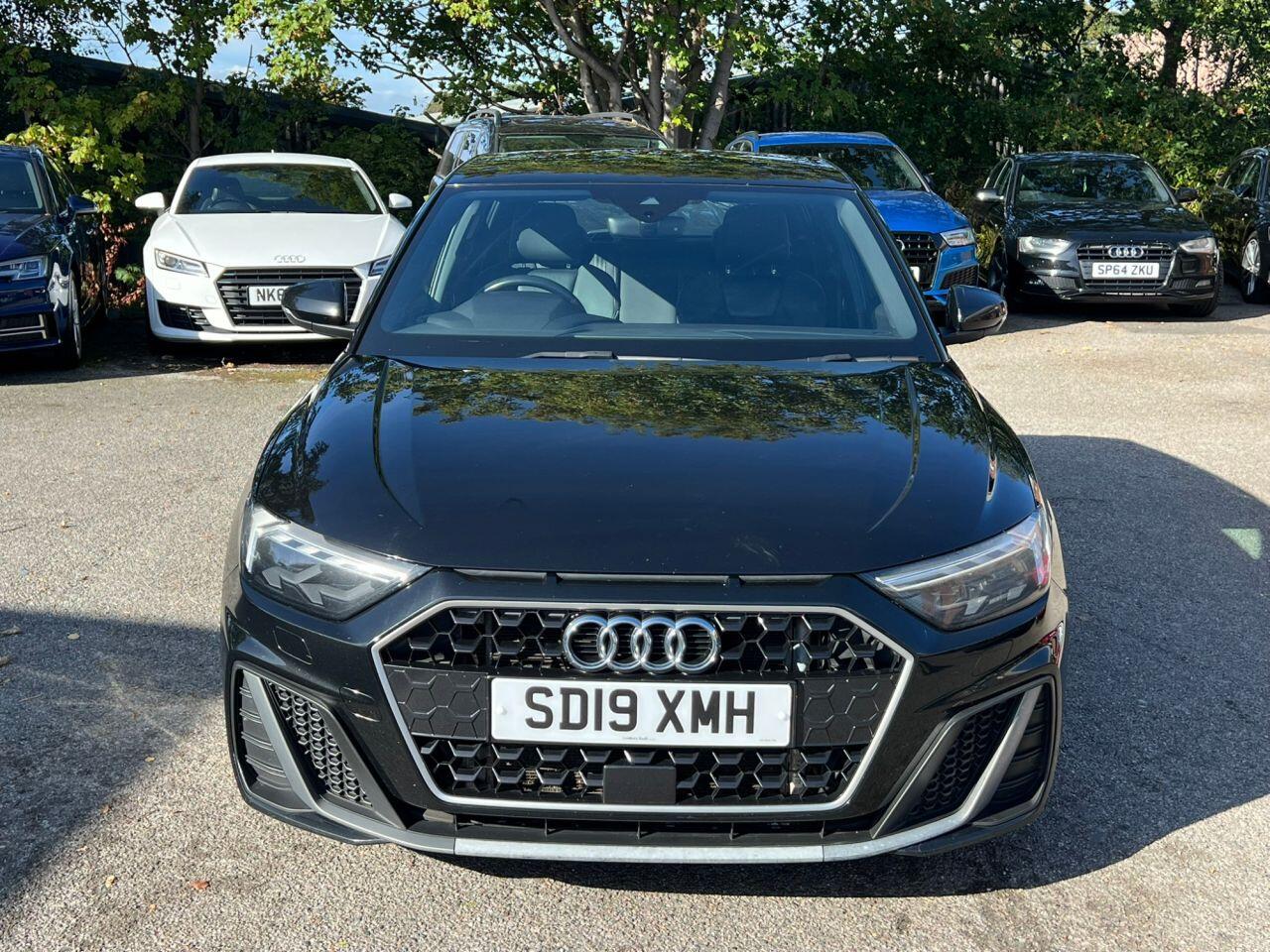Audi A1 view 11