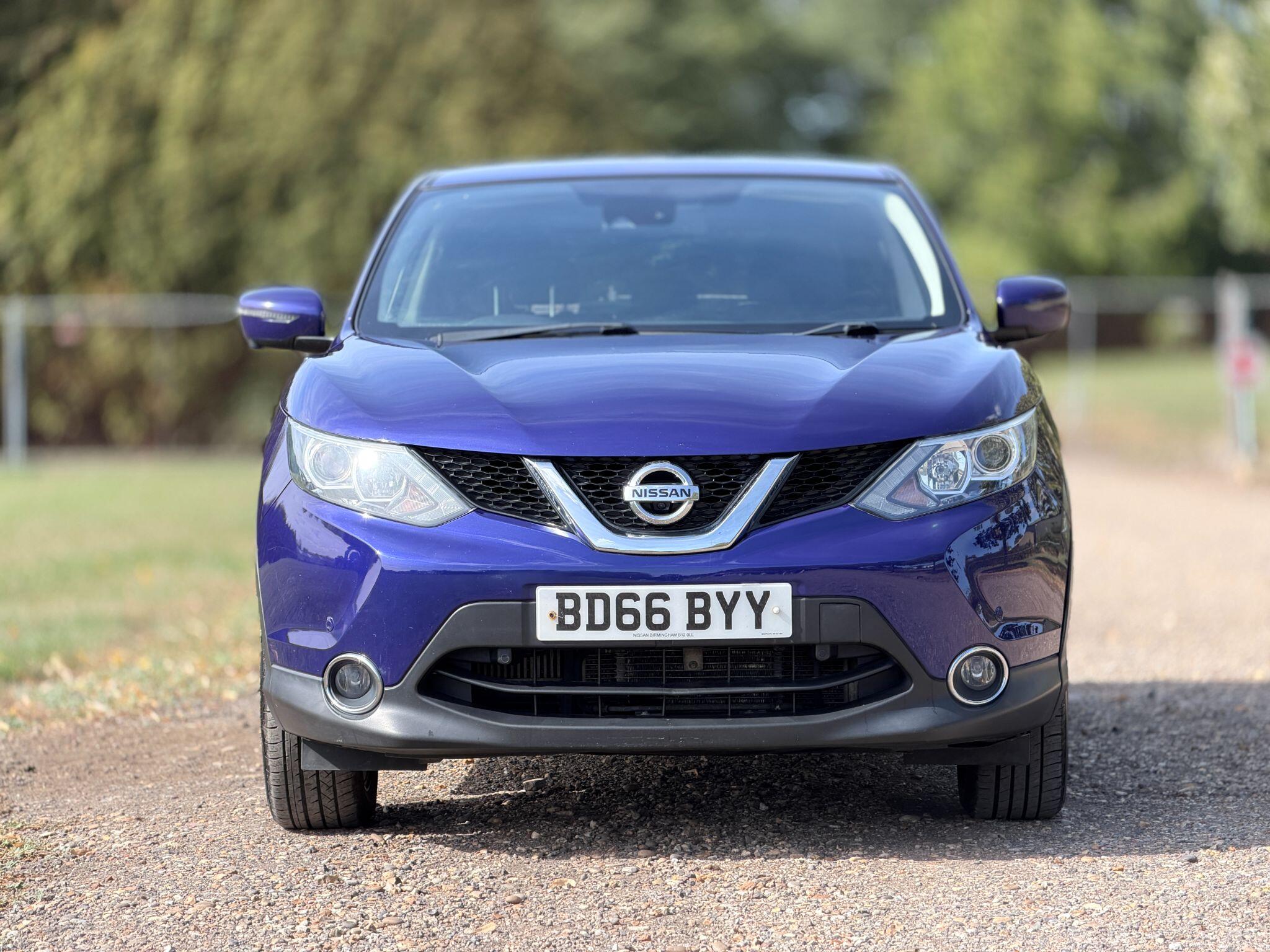 Nissan Qashqai view 18