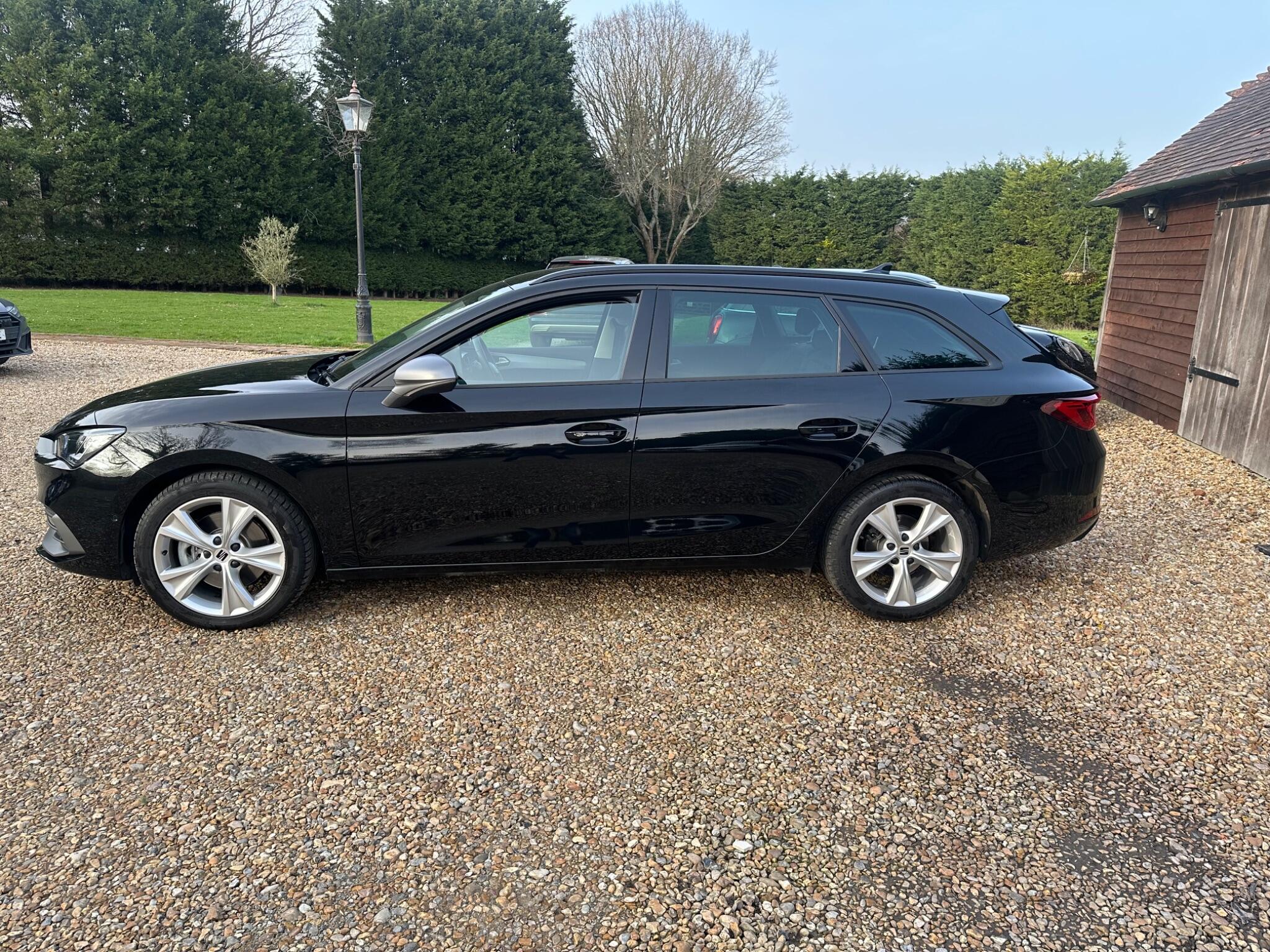 SEAT Leon view 4