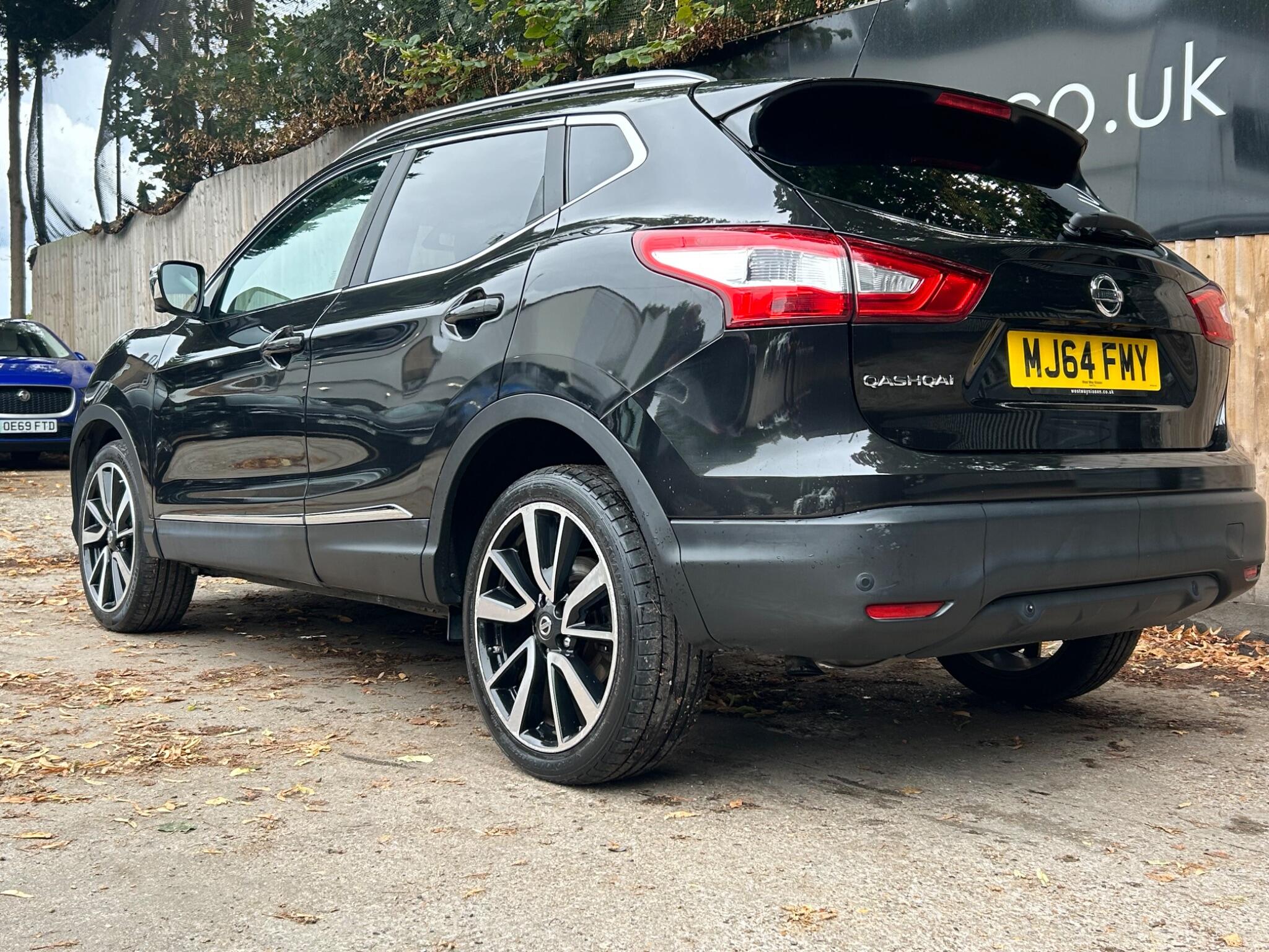 Nissan Qashqai view 14