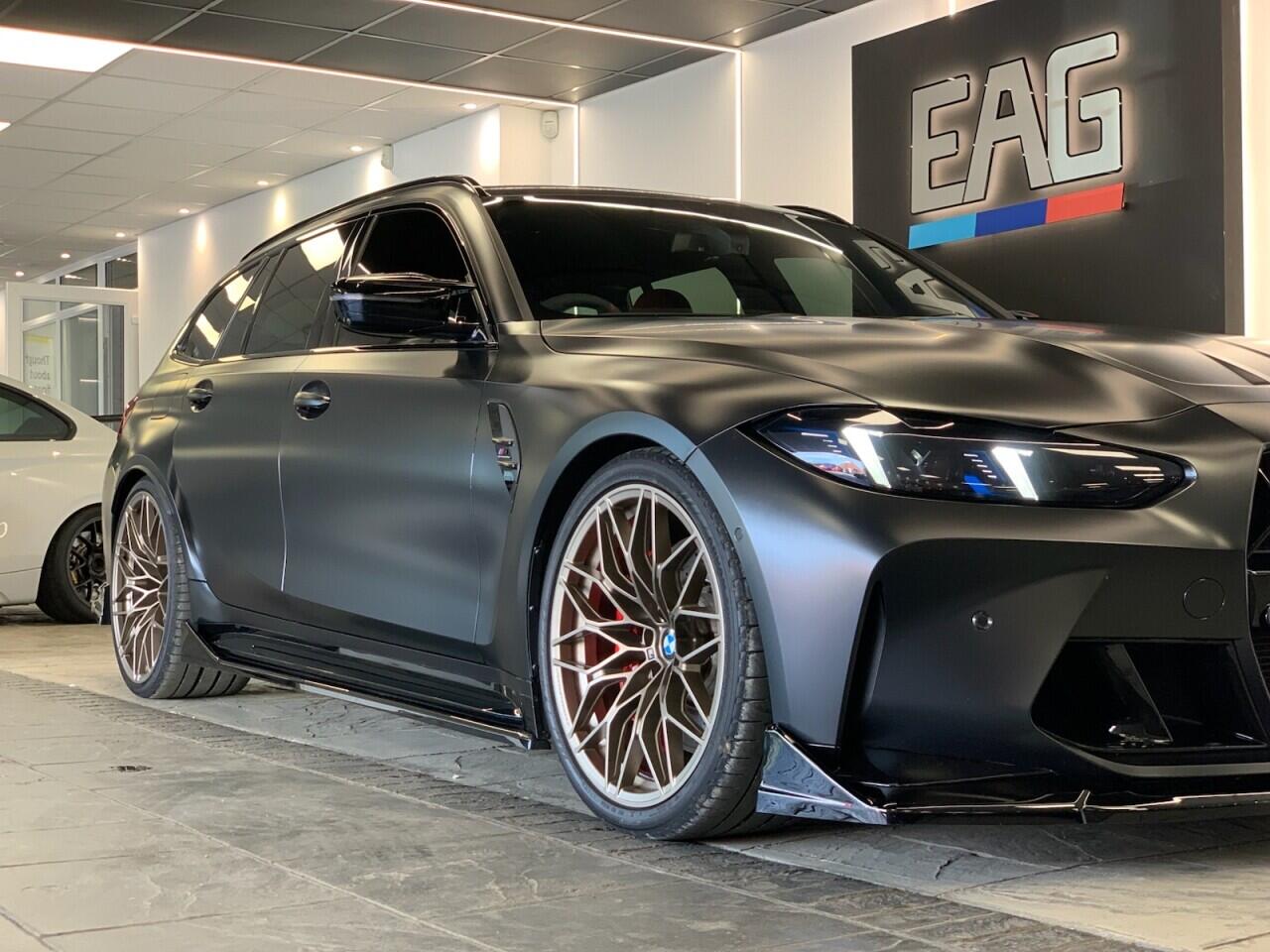 BMW M3 view 4