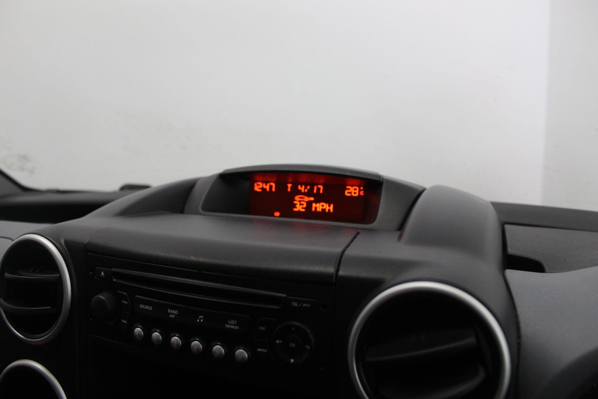 Citroen Berlingo view 35