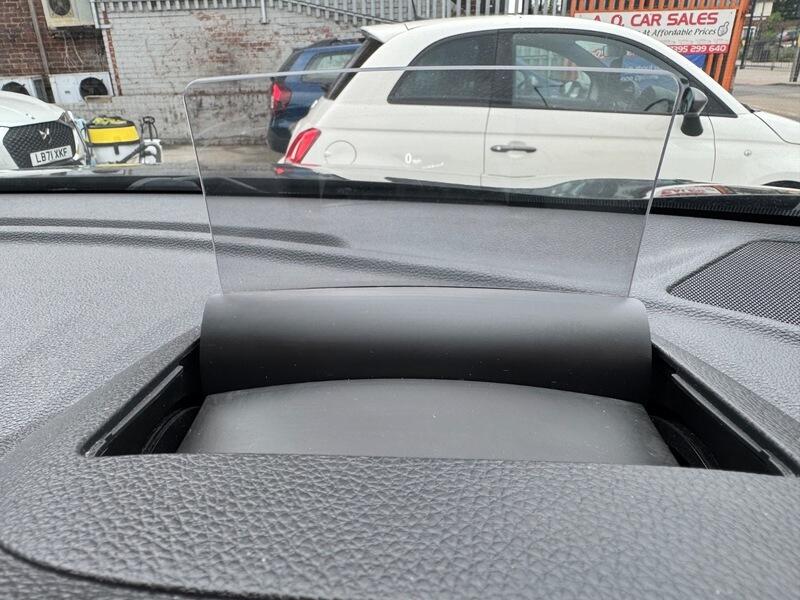 Mitsubishi Eclipse Cross view 31
