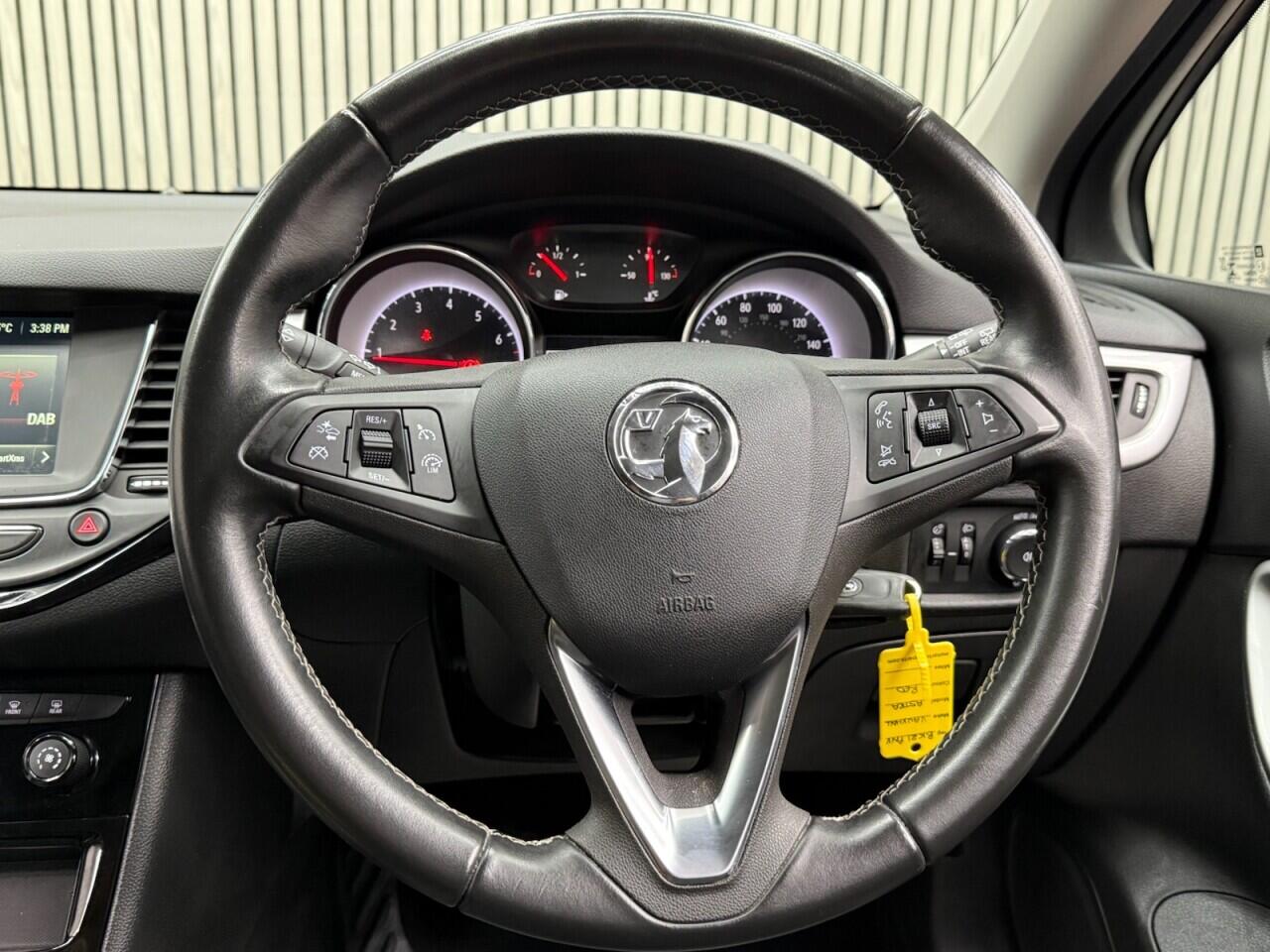 Vauxhall Astra view 8