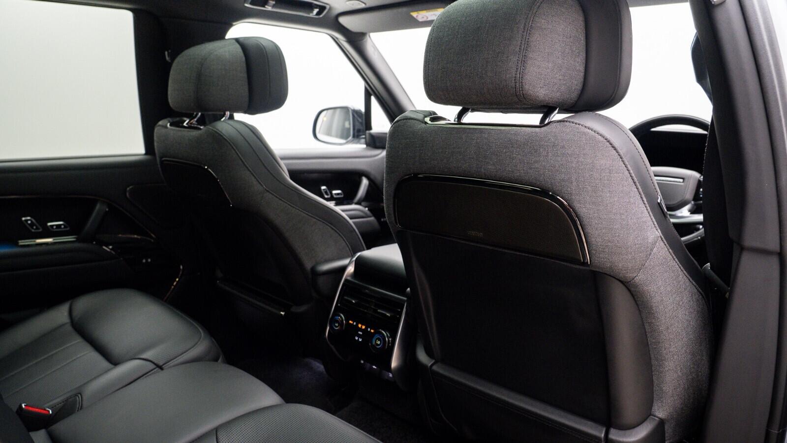 Land Rover Range Rover view 9