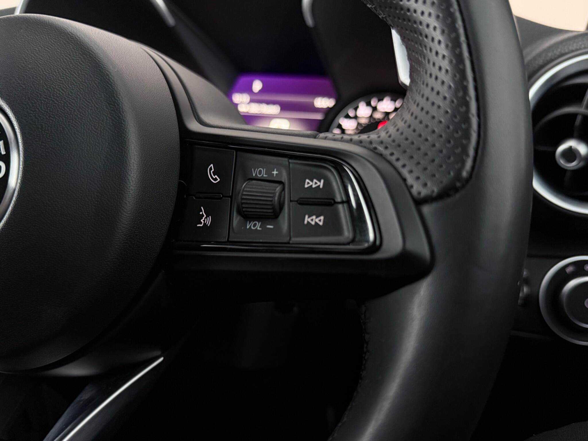 Alfa Romeo Giulia view 16