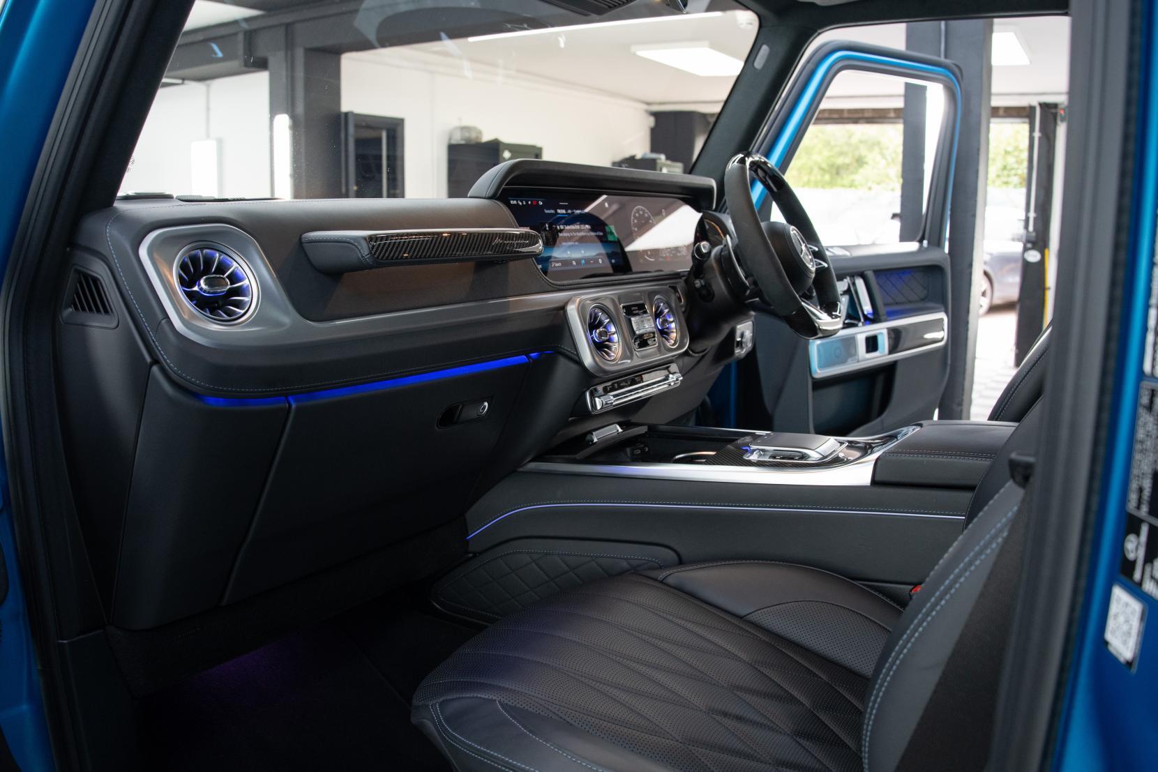 Mercedes-Benz G Class view 11