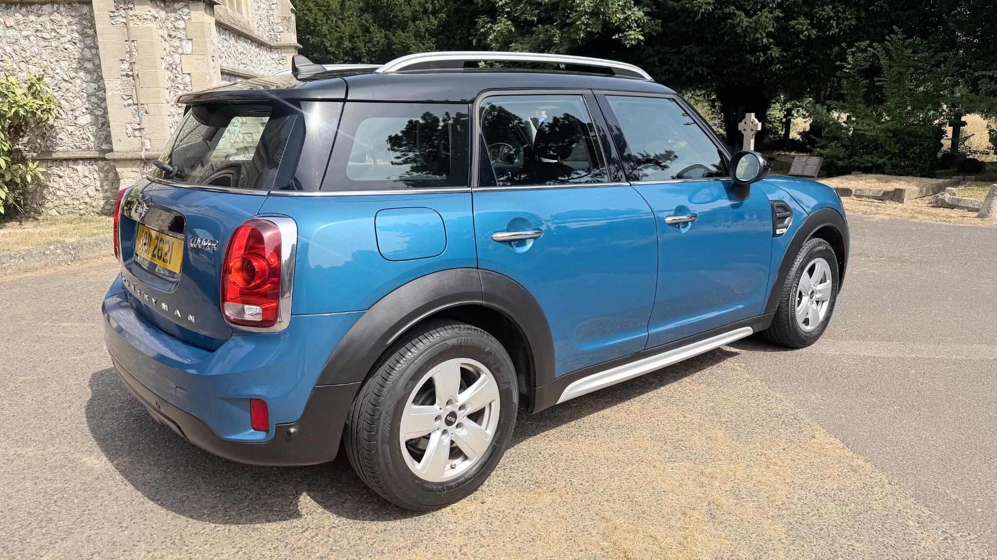 Mini Countryman view 23